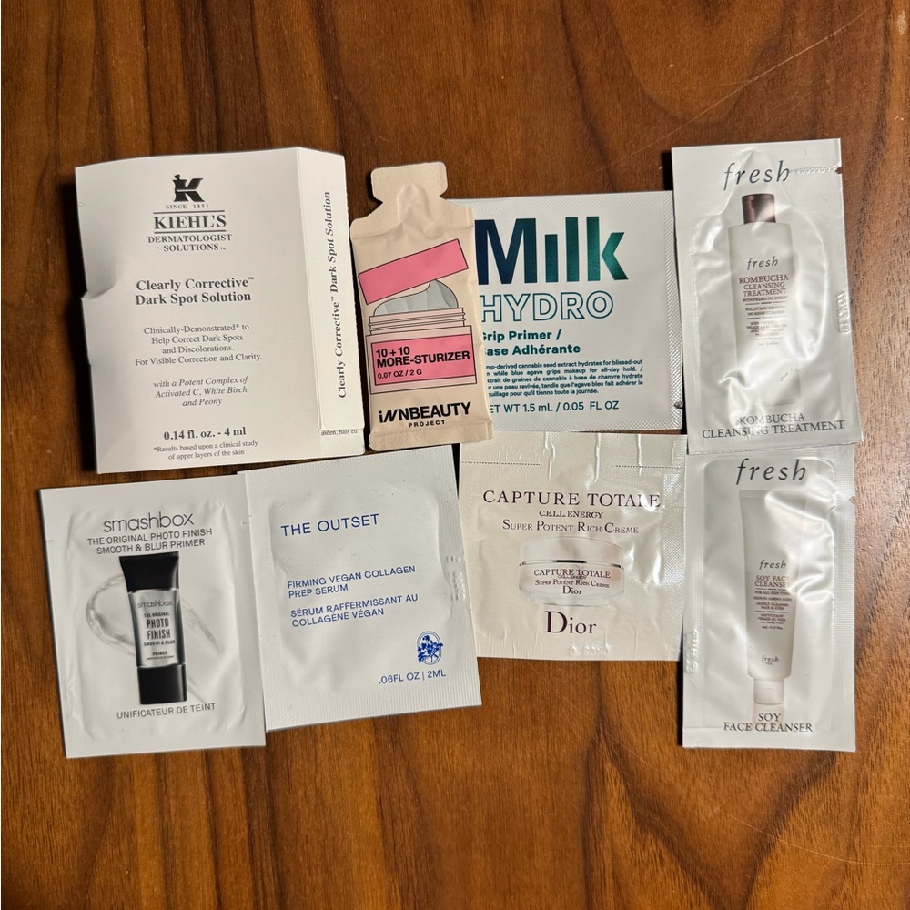 Skin care sample pack - Picture 2 of 5